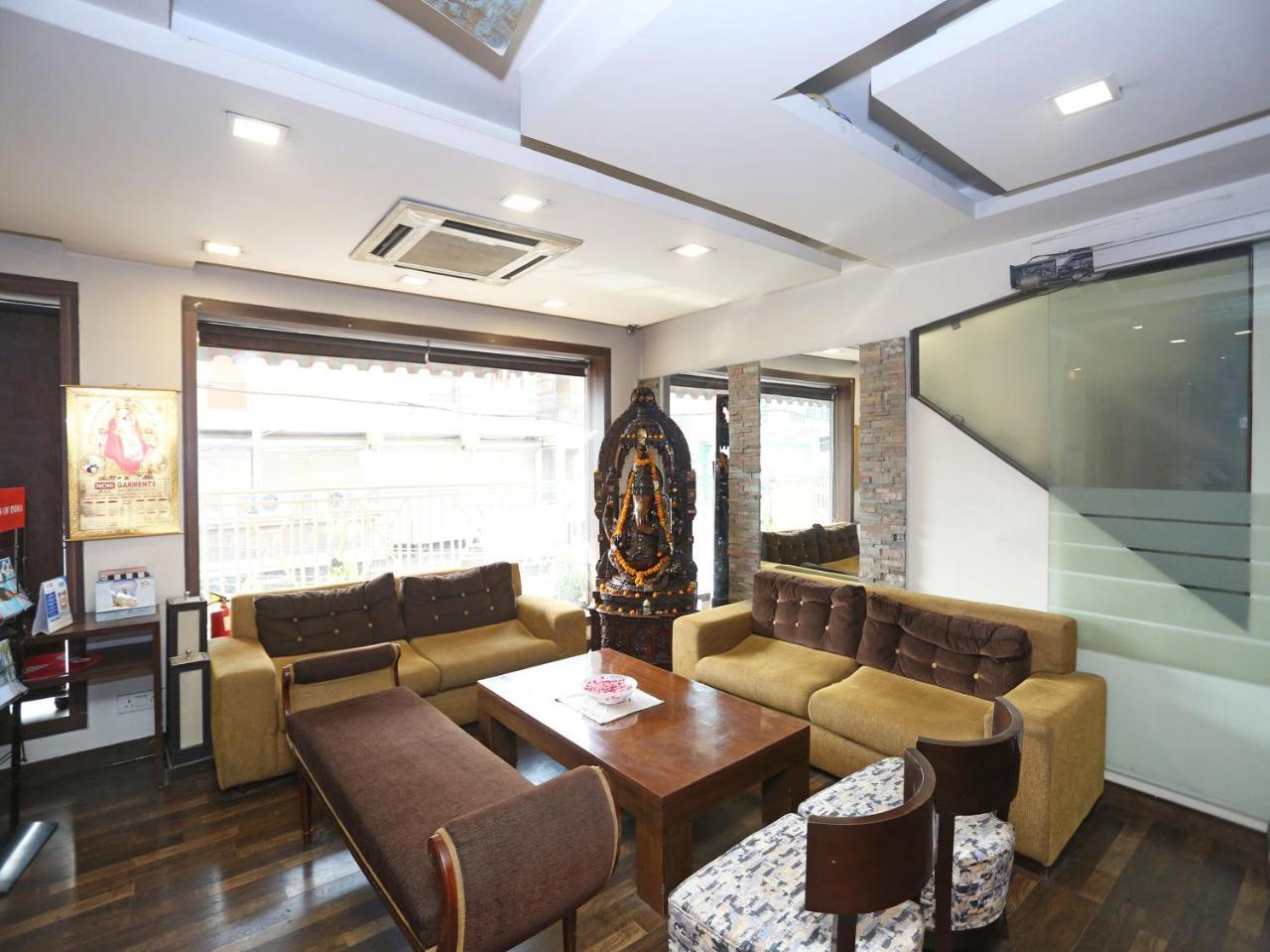 Hotel Clark Heights New Delhi Exterior foto